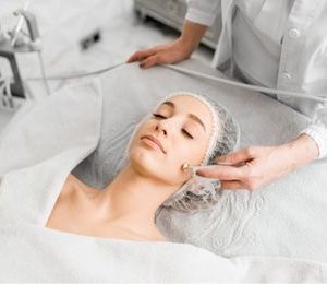 Medios técnicos, cosméticos y aparatos para la higiene e hidratación facial y corporal